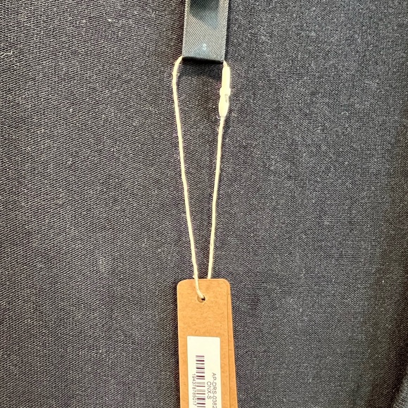 Sleep Henley - Picture 2 of 2